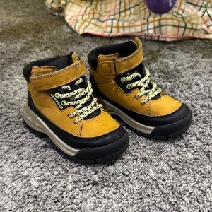 OshKosh B'gosh Yellow and Black Kids Boots